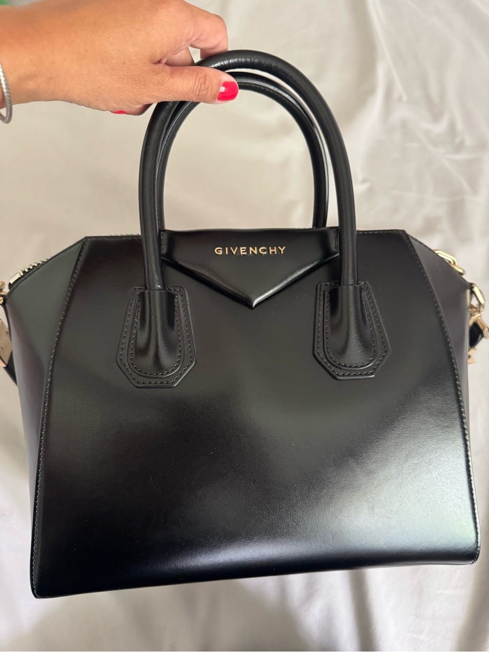 Givenchy Antigona Small Black Leather Satchel with Gold Hardware - Picture 9 of 9